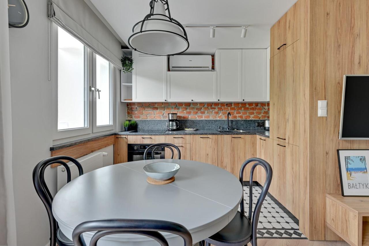 Dom & House - Apartments Old Town Podwale Staromiejskie กดัญสก์ ภายนอก รูปภาพ