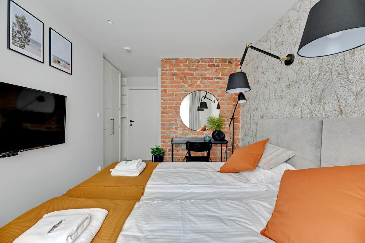 Dom & House - Apartments Old Town Podwale Staromiejskie กดัญสก์ ภายนอก รูปภาพ