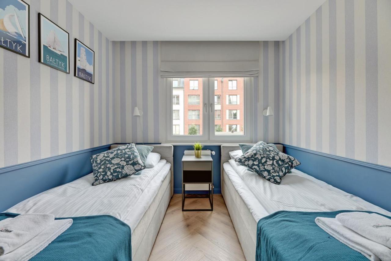 Dom & House - Apartments Old Town Podwale Staromiejskie กดัญสก์ ภายนอก รูปภาพ