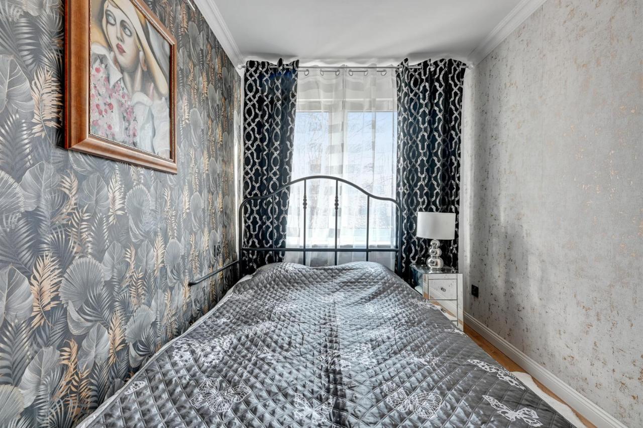 Dom & House - Apartments Old Town Podwale Staromiejskie กดัญสก์ ภายนอก รูปภาพ